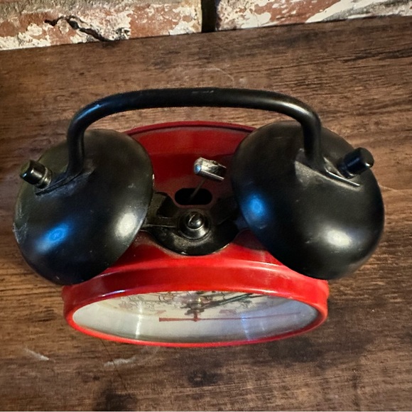 Vintage Sunbeam 101 Dalmatians Clock - Picture 6 of 8